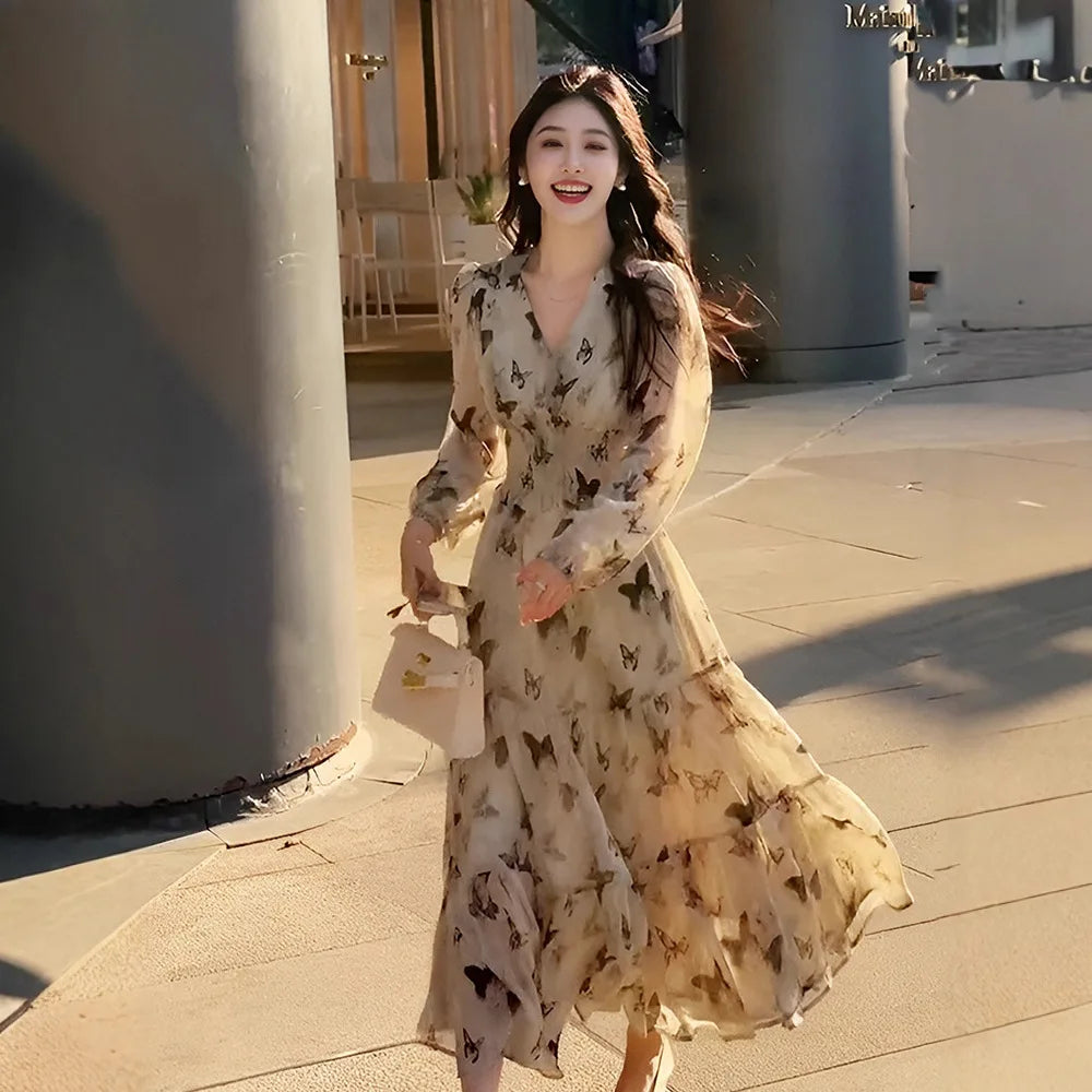 Butterfly Floral Dress for Women Autumn 2025 New French V-neck Ink Printing Long Sleeve Waist-hugging to Make You Look Thin